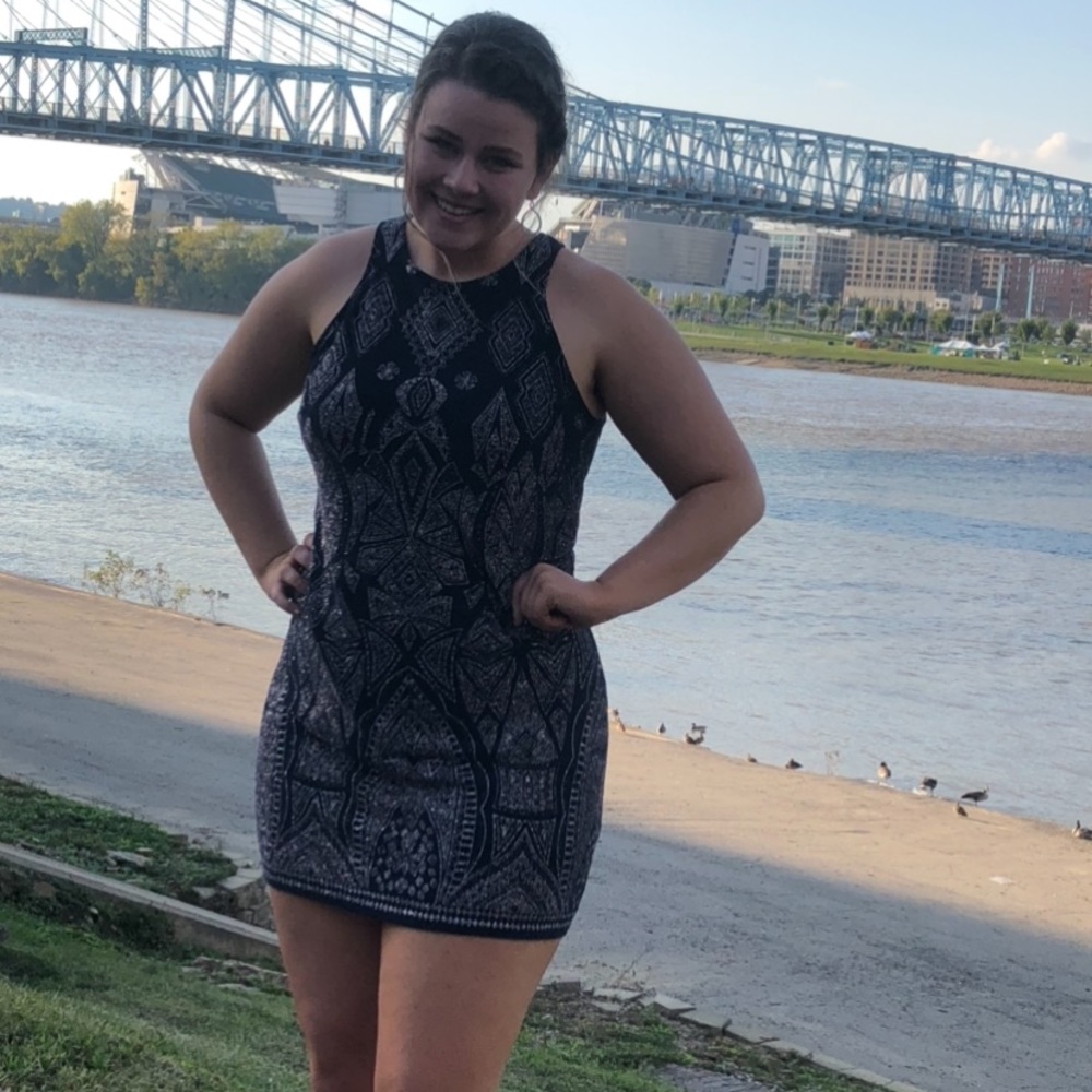 Formal Fitted Dress. Size XL